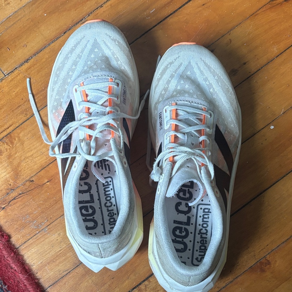New Balance FC SuperComp Elites v4 - Picture 3 of 5
